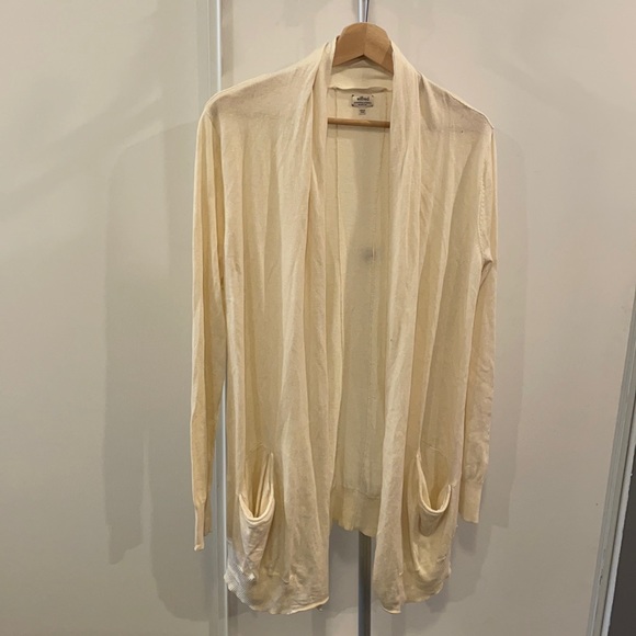 Aritzia Cashmere Silk Cotton Blend Ivory Cardigan - Picture 2 of 6